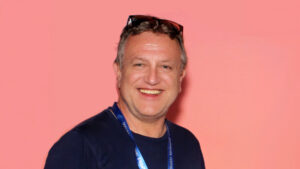 Das Bild zeigt Holger Hagenlocher, Inhaber von HAGENLOCHER PR